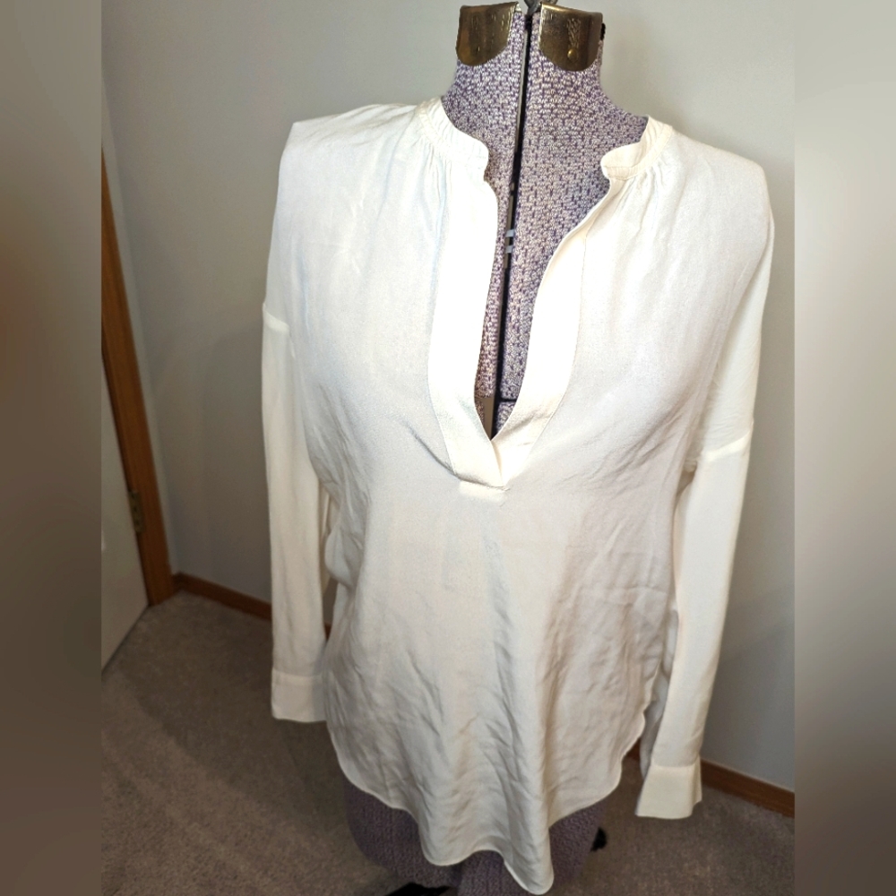 Patterson J Kincaid white silk tunic XS